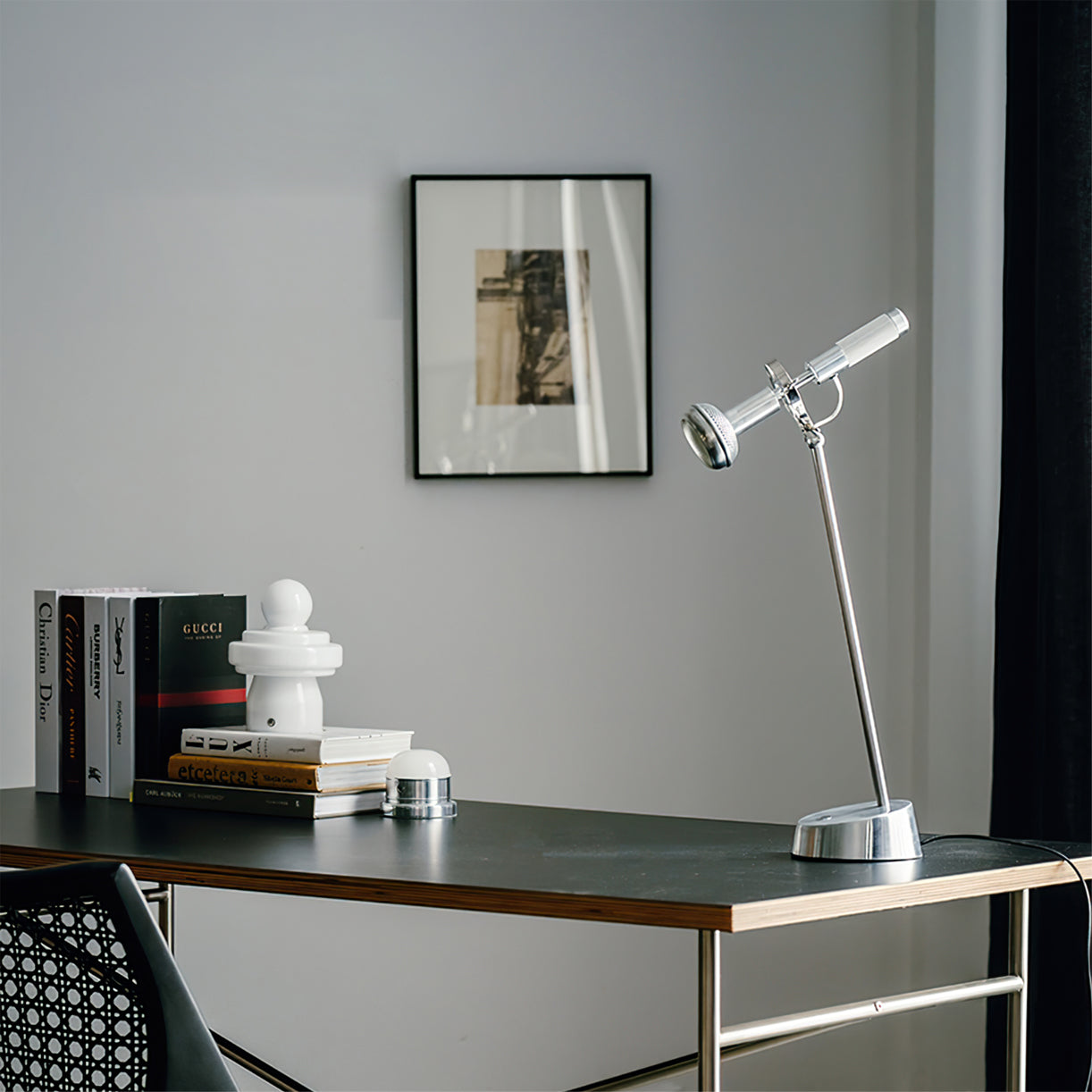 Lampe de Table Industrielle en Métal - Design Élégant et Polyvalent