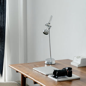 Lampe de Table Industrielle en Métal - Design Élégant et Polyvalent