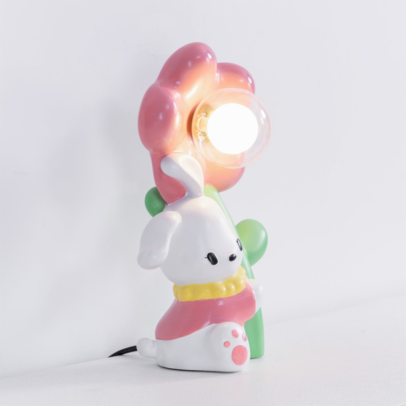 Lampe de Table Lapin et Fleurs - Lueur Douce pour Enfants et Histoires