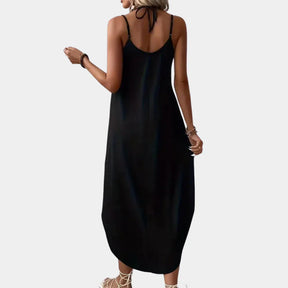 Robe Camisole à Col V pour Femmes - Tissu Léger et Bretelles Ajustables