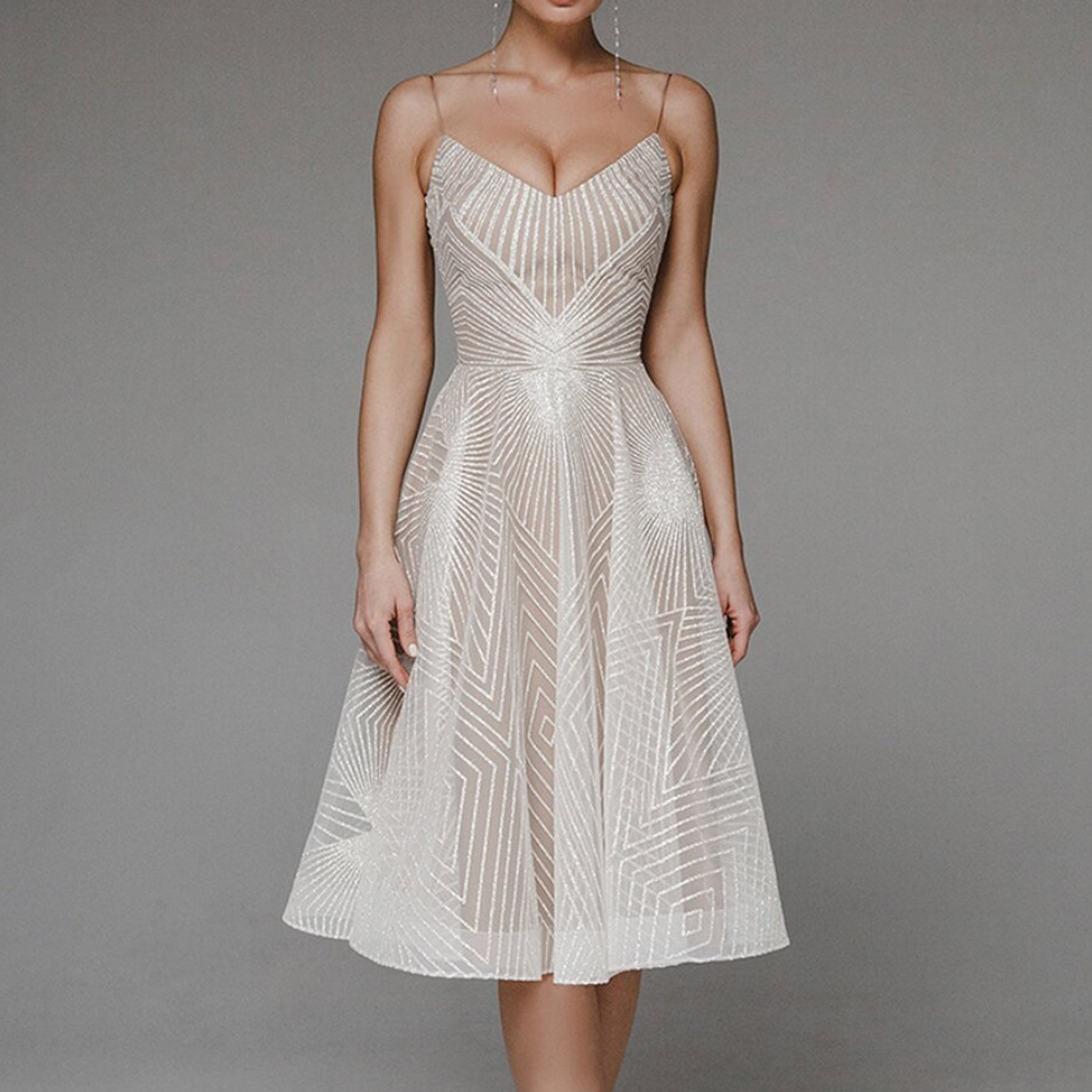 Robe de Soirée à Dos Ouvert - Motif Géométrique Élégant pour Invités