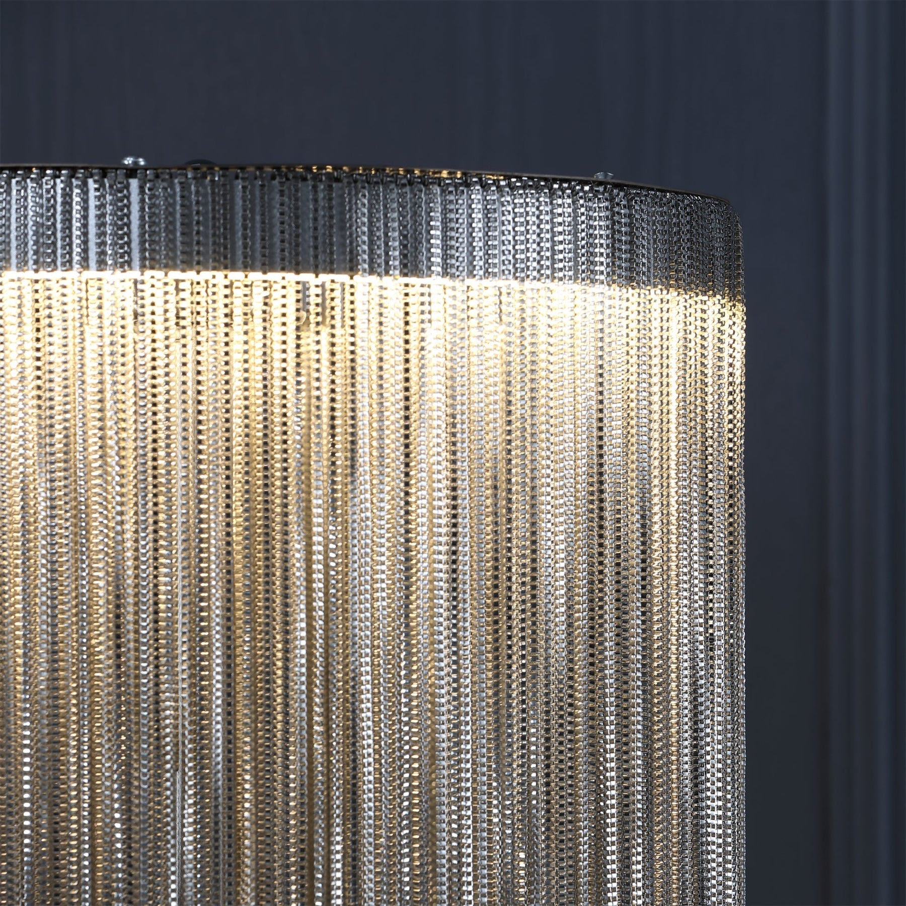 Lampe de Table Chic avec Frange - Éclairage Ambiant et Design Élégant