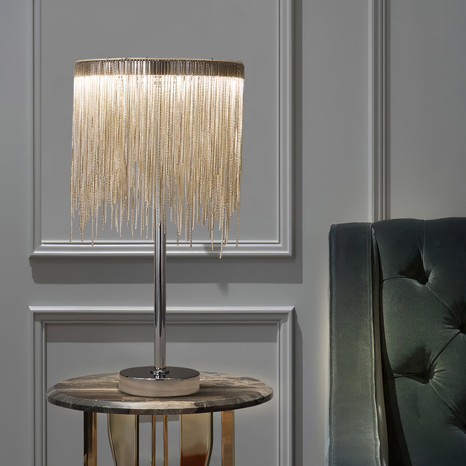 Lampe de Table Chic avec Frange - Éclairage Ambiant et Design Élégant