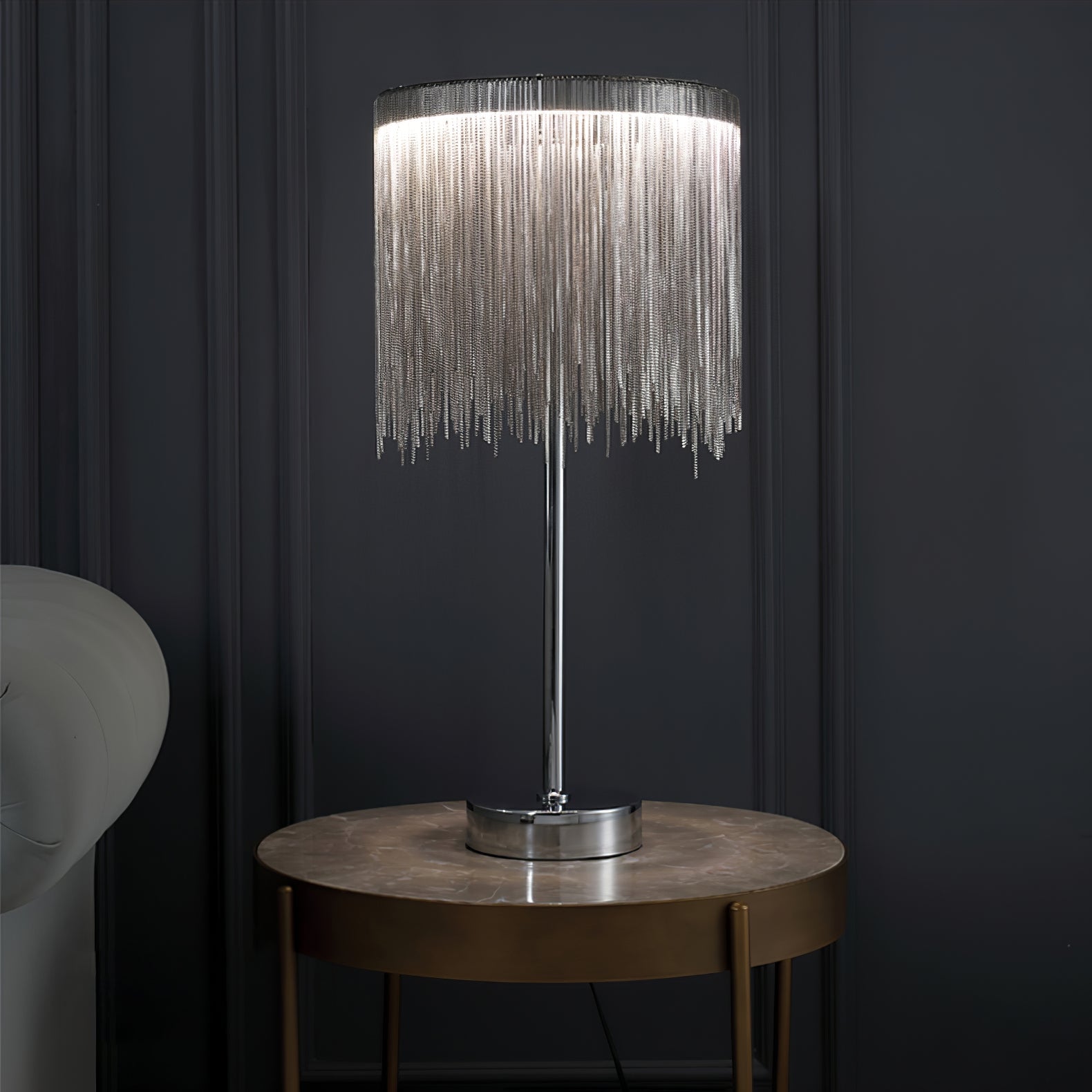 Lampe de Table Chic avec Frange - Éclairage Ambiant et Design Élégant