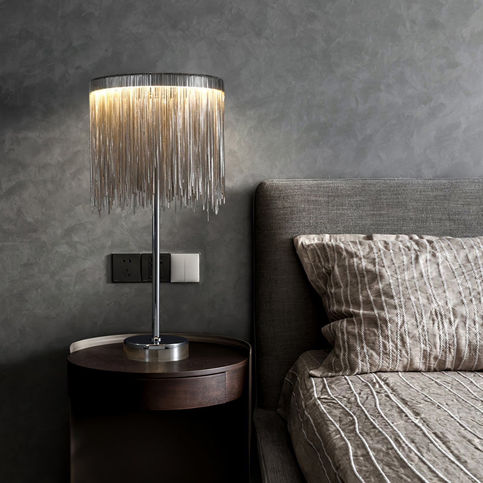 Lampe de Table Chic avec Frange - Éclairage Ambiant et Design Élégant