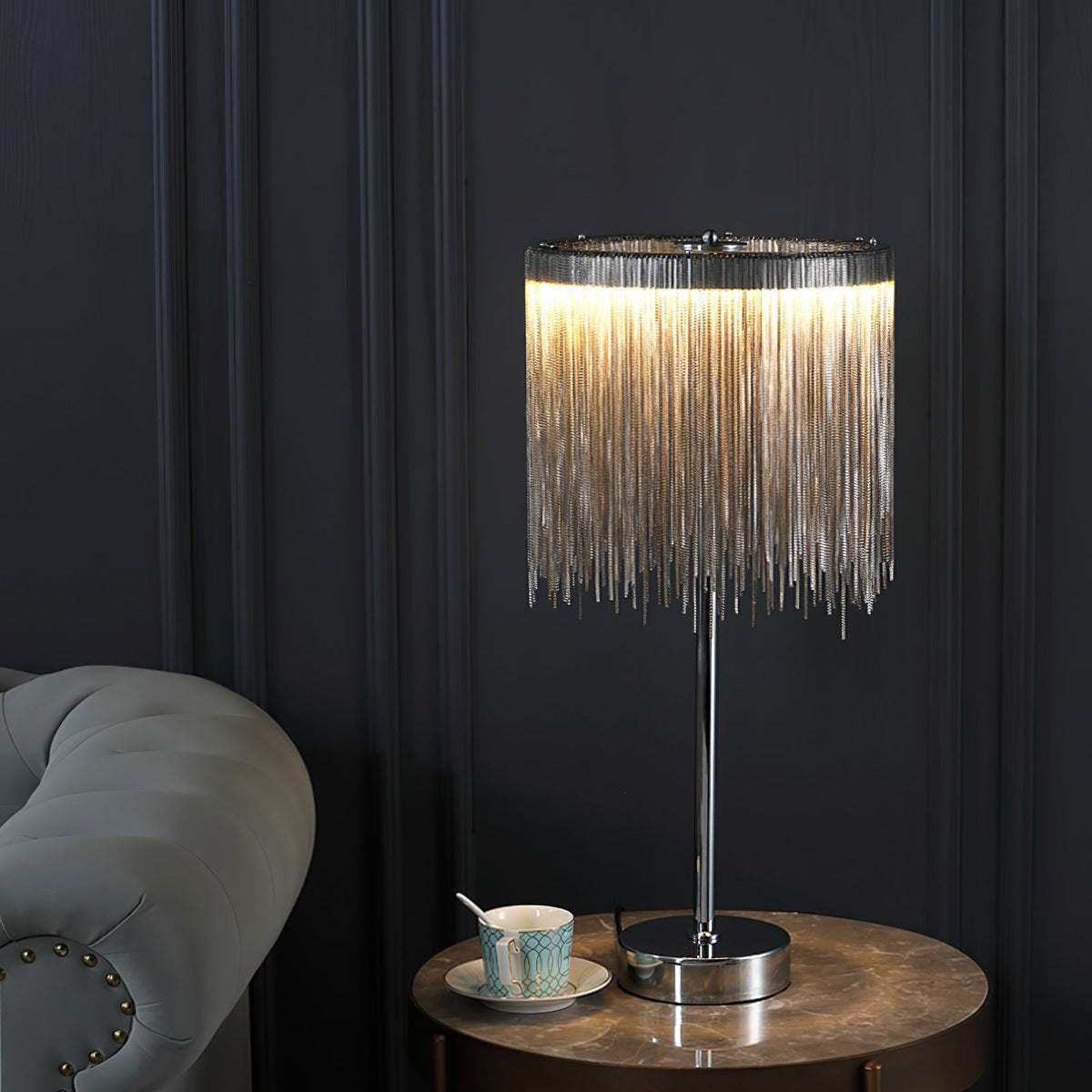 Lampe de Table Chic avec Frange - Éclairage Ambiant et Design Élégant