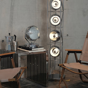 Lampe de Table LED Moderne - Design Élégant en Métal et Verre