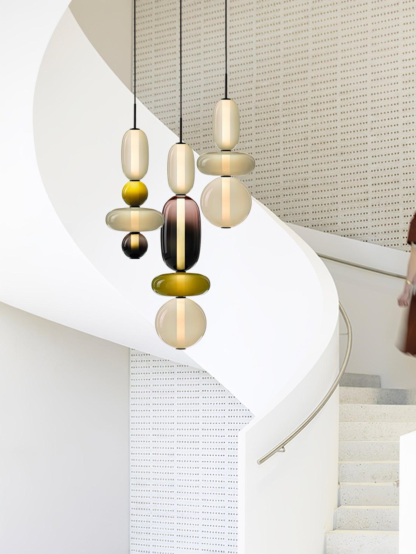 Luminaire Suspendu en Verre Coloré - Éclairage LED Ajustable et Élégant