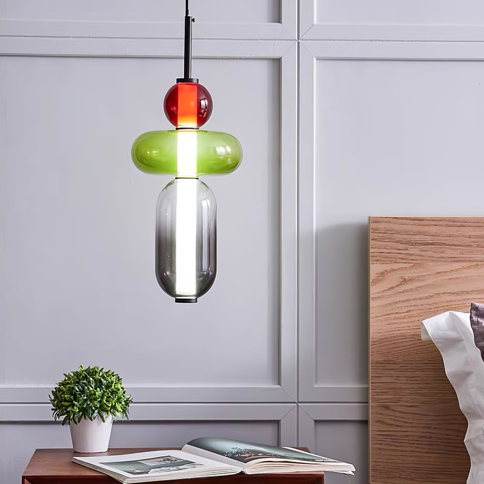 Luminaire Suspendu en Verre Coloré - Éclairage LED Ajustable et Élégant