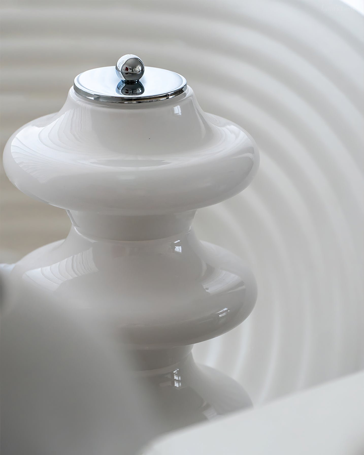 Lampe de Table Élégante en Verre - Éclairage Doux et Raffiné pour Intérieur