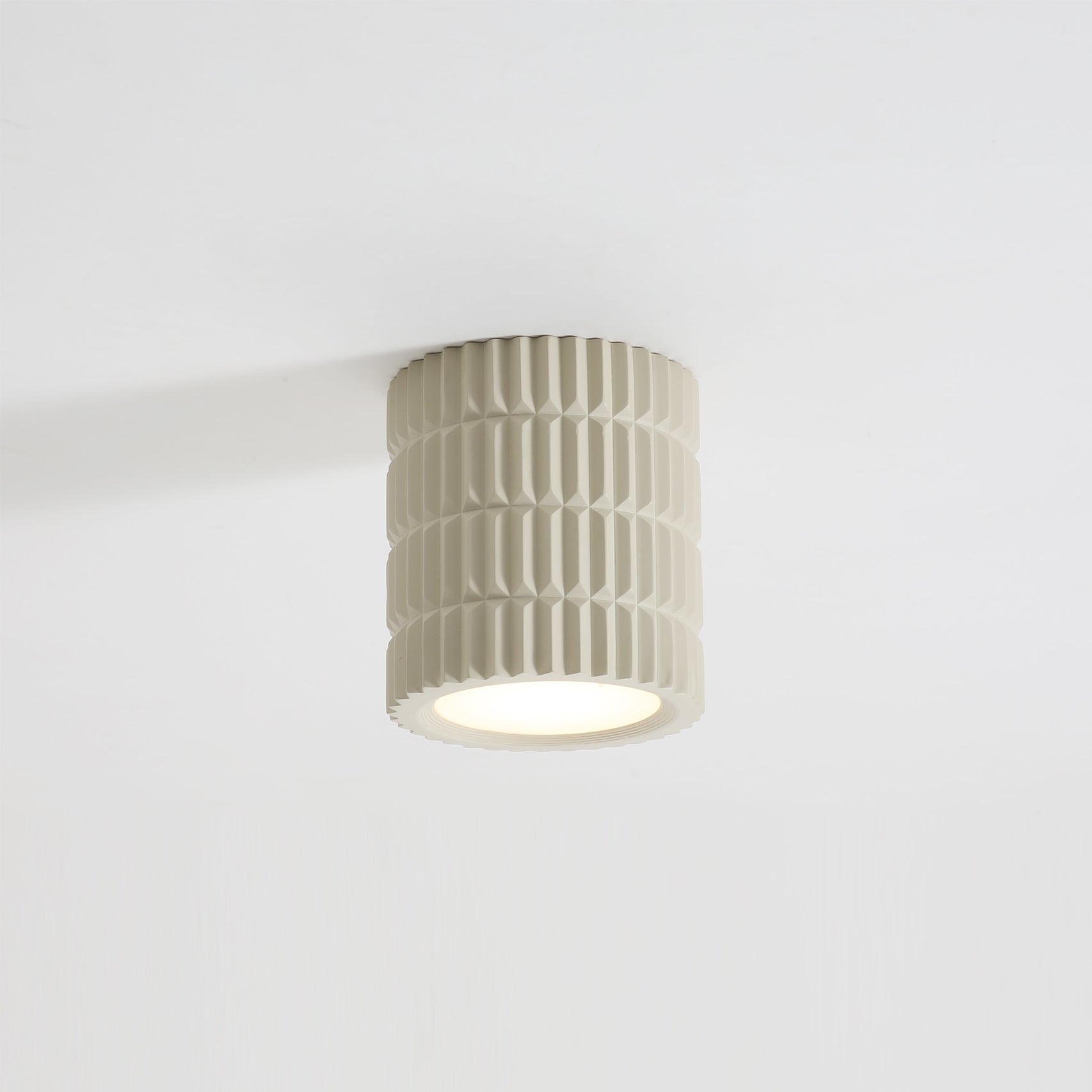 Lampe de Plafond Élégante - Design Géométrique et Lumière Douce