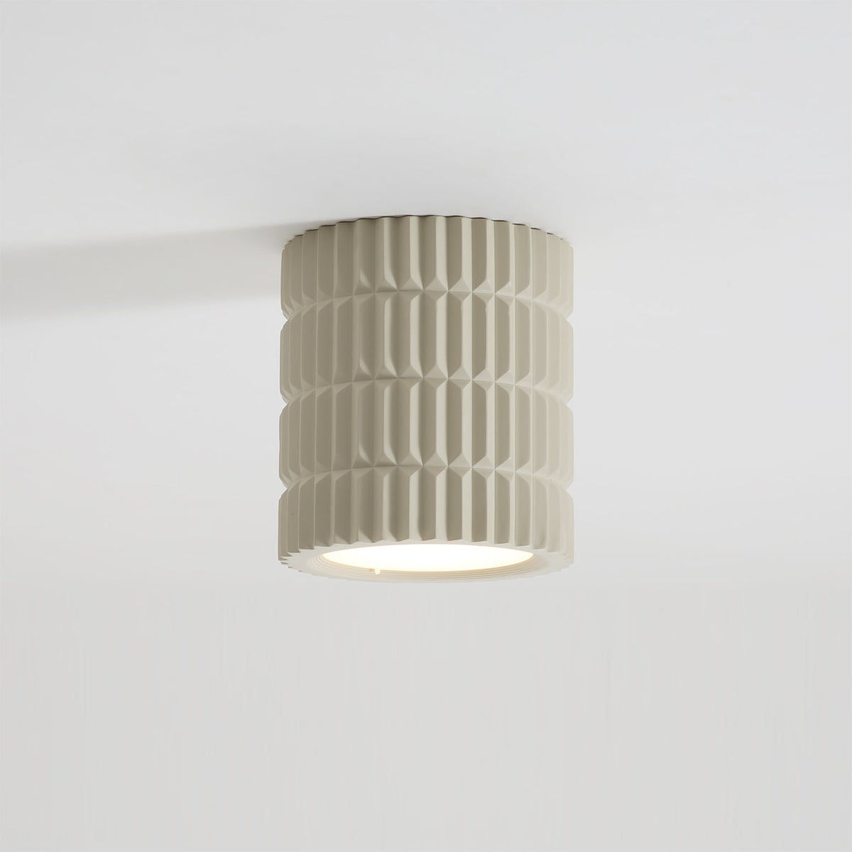 Lampe de Plafond Élégante - Design Géométrique et Lumière Douce