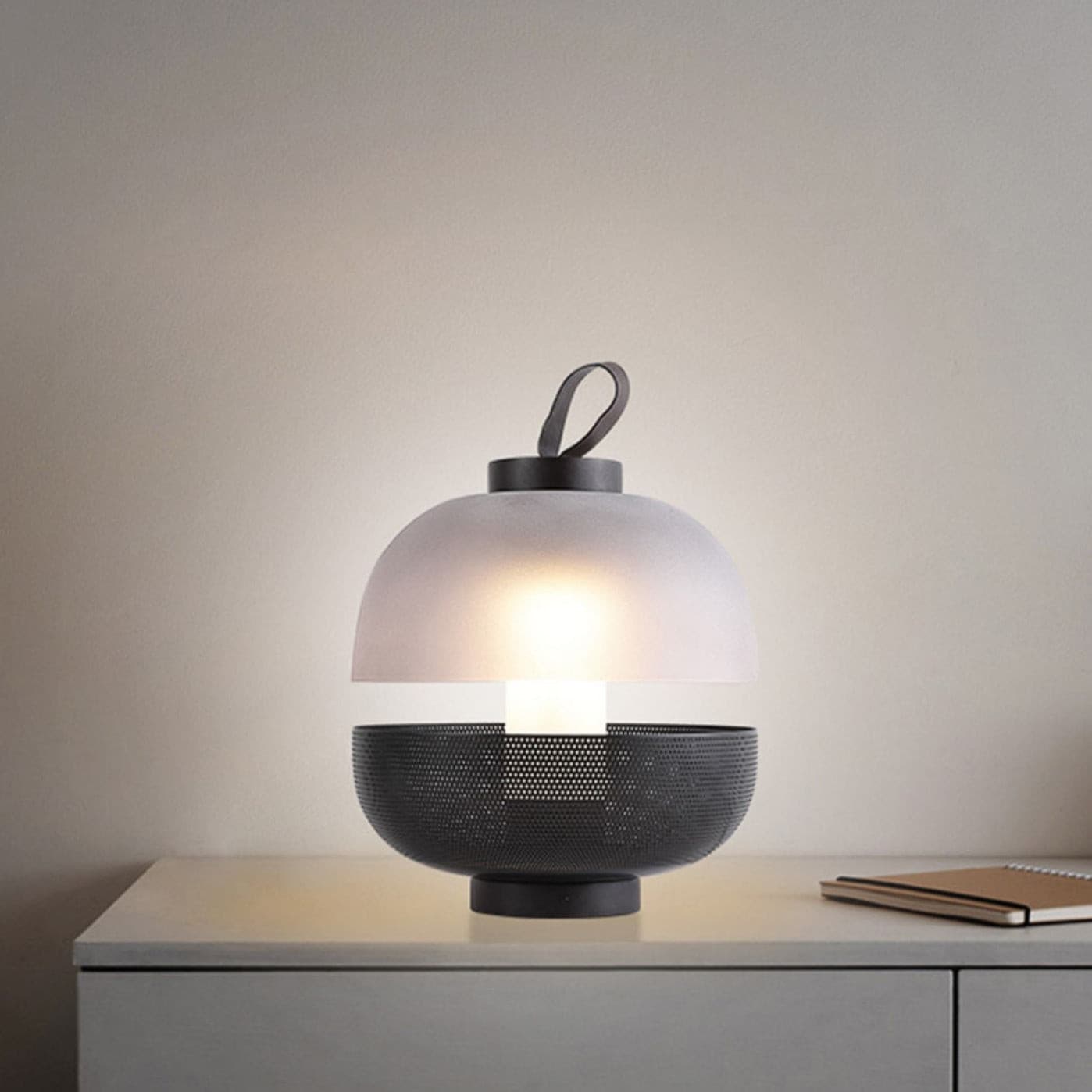 Lampe de Table Élégante en Verre - Éclairage Intime et Raffiné