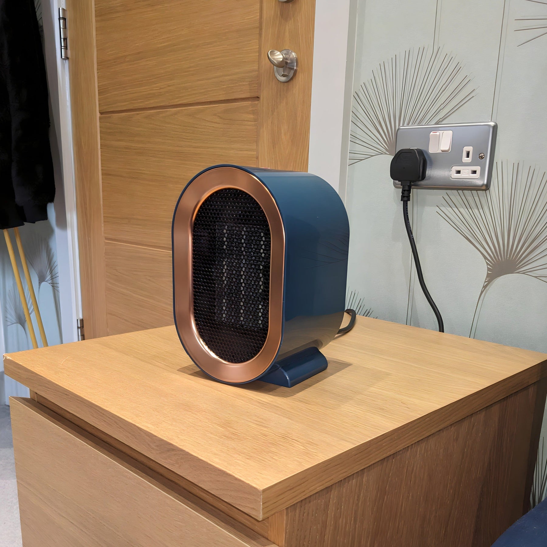 Chauffage Électrique Céramique Compact - Silencieux et Idéal pour Petits Espaces