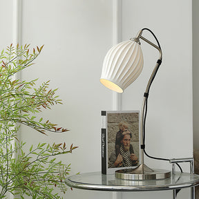 Lampe de Table en Céramique - Élégante et Sculpturale avec Texture Rainurée