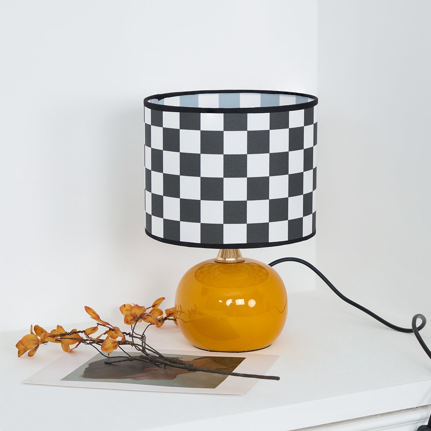 Lampe de Table Géométrique Élégante - Design Unique en Damier et Verre Transparent