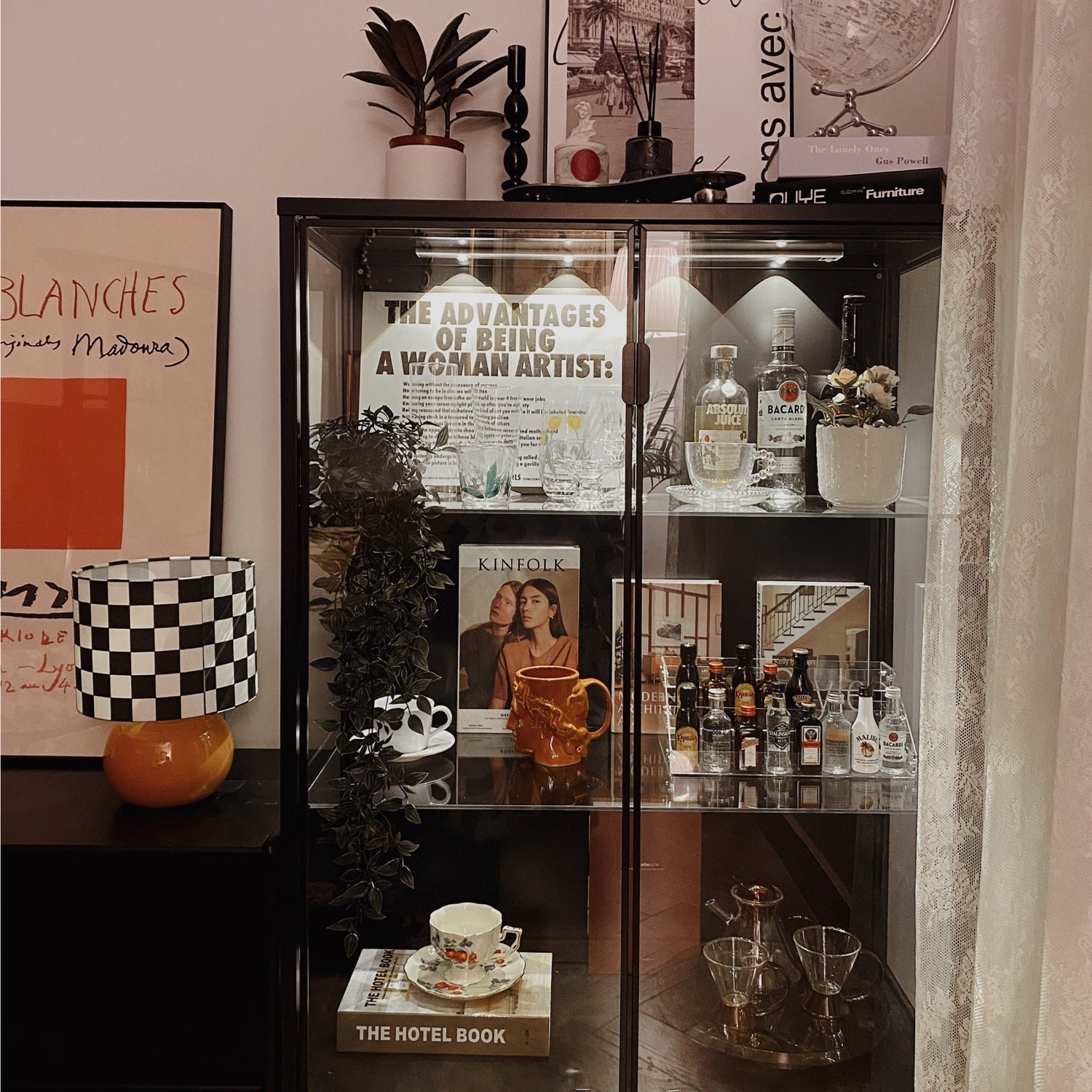 Lampe de Table Géométrique Élégante - Design Unique en Damier et Verre Transparent