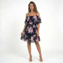 Robe mini en mousseline florale épaules dénudées volants superposés été femme