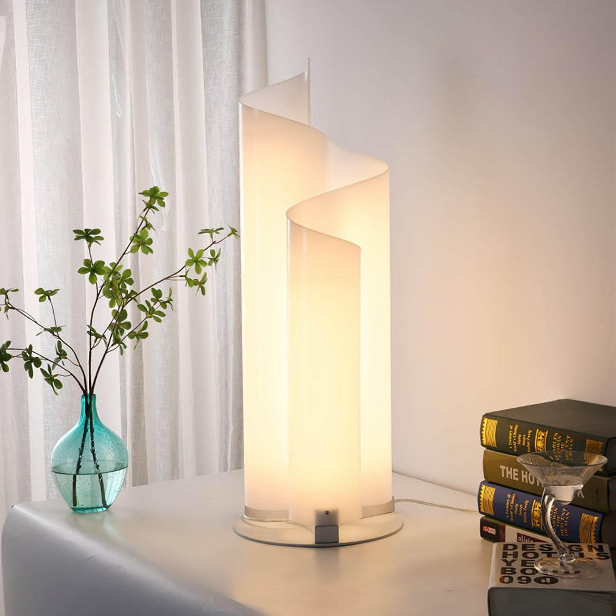 Lampe de Table Design Moderne - Éclairage Ambiant et Élégant