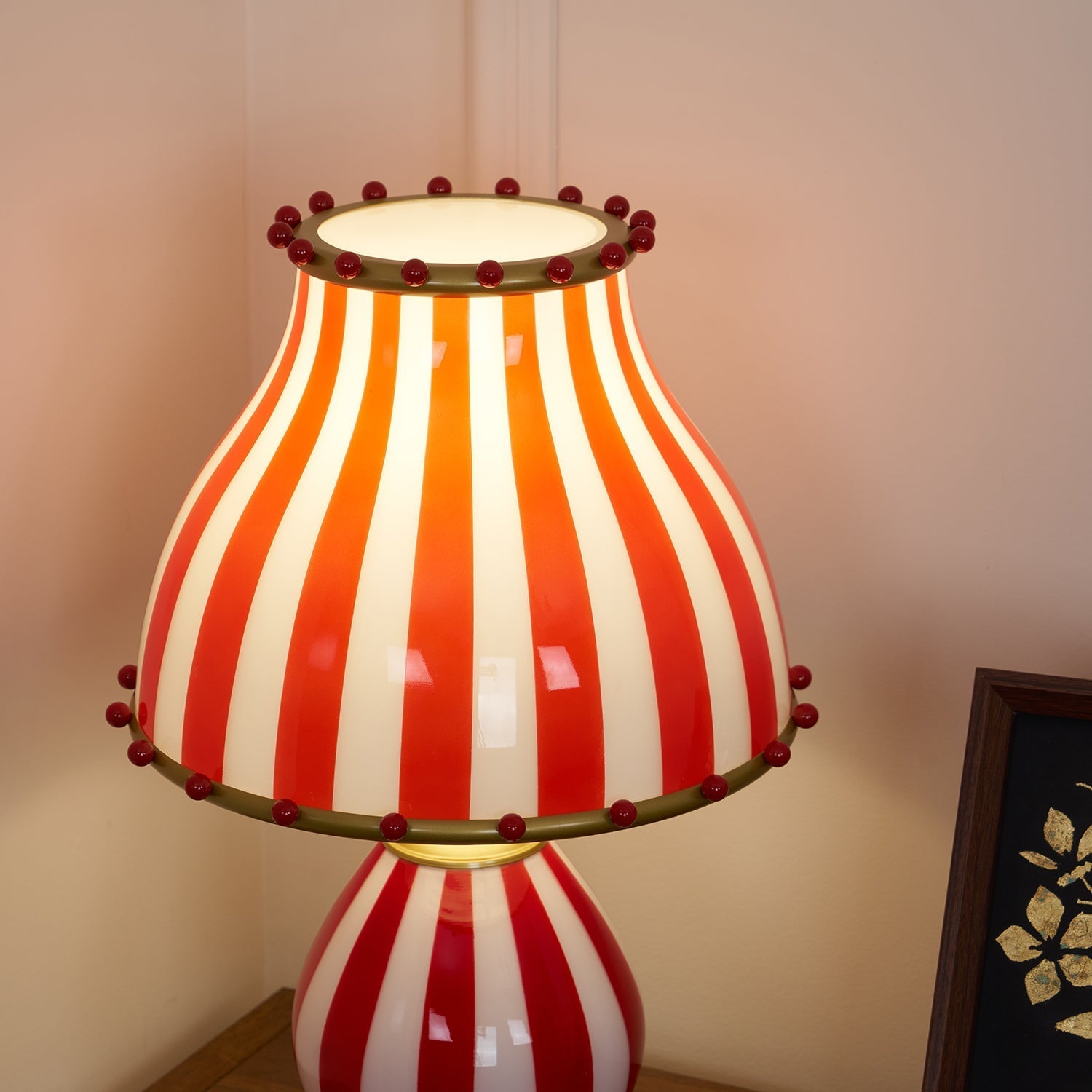 Lampe de Table Cirque Vintage - Éclat Énergique et Élégance Intemporelle