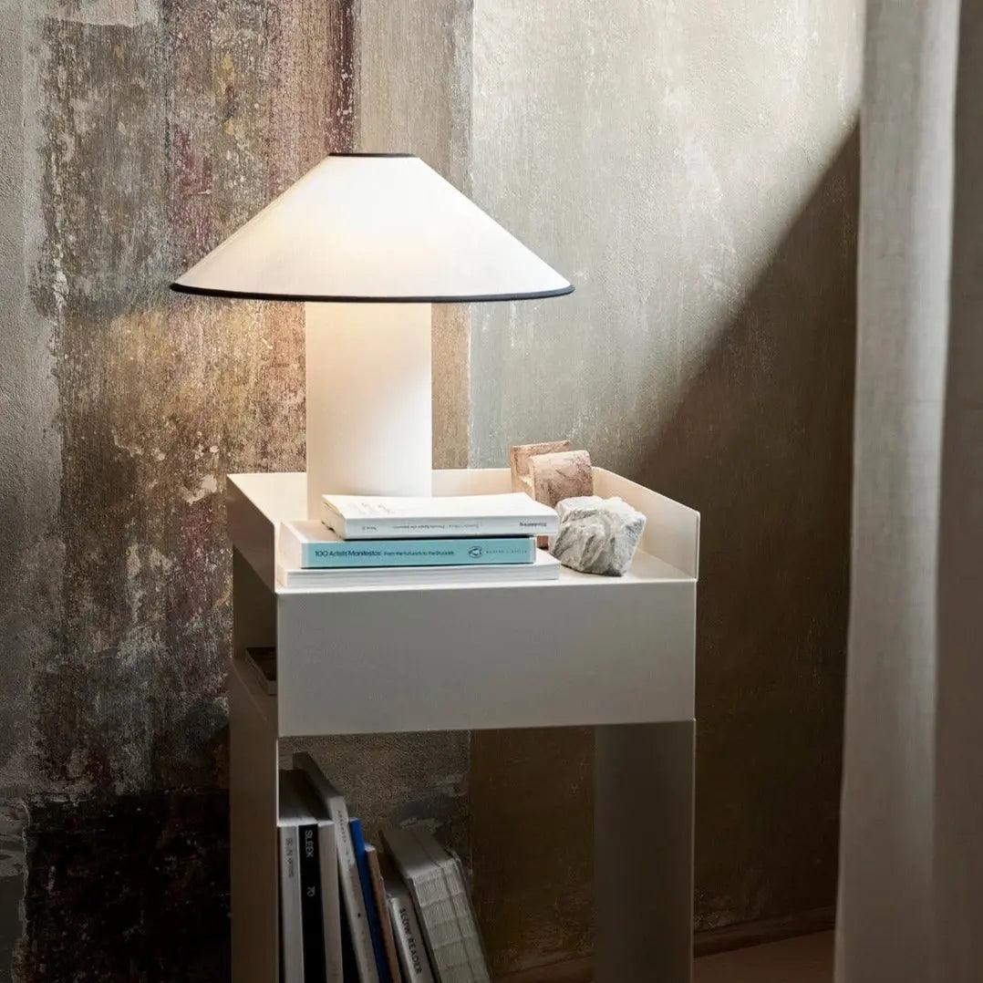 Lampe de Table Élégante et Moderne - Éclairage Chaud et Ambiance Luxueuse