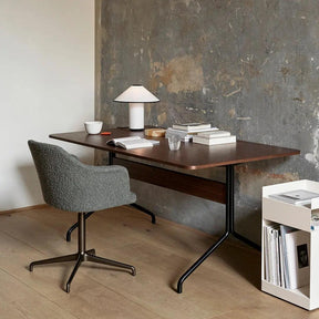 Lampe de Table Élégante et Moderne - Éclairage Chaud et Ambiance Luxueuse