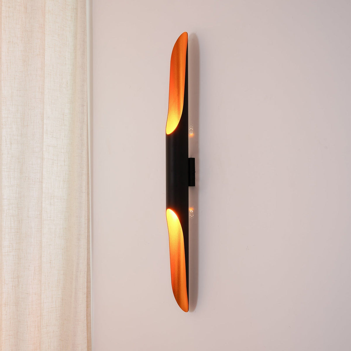 Applique Murale Postmoderne Design - Éclairage Élégant et Durable
