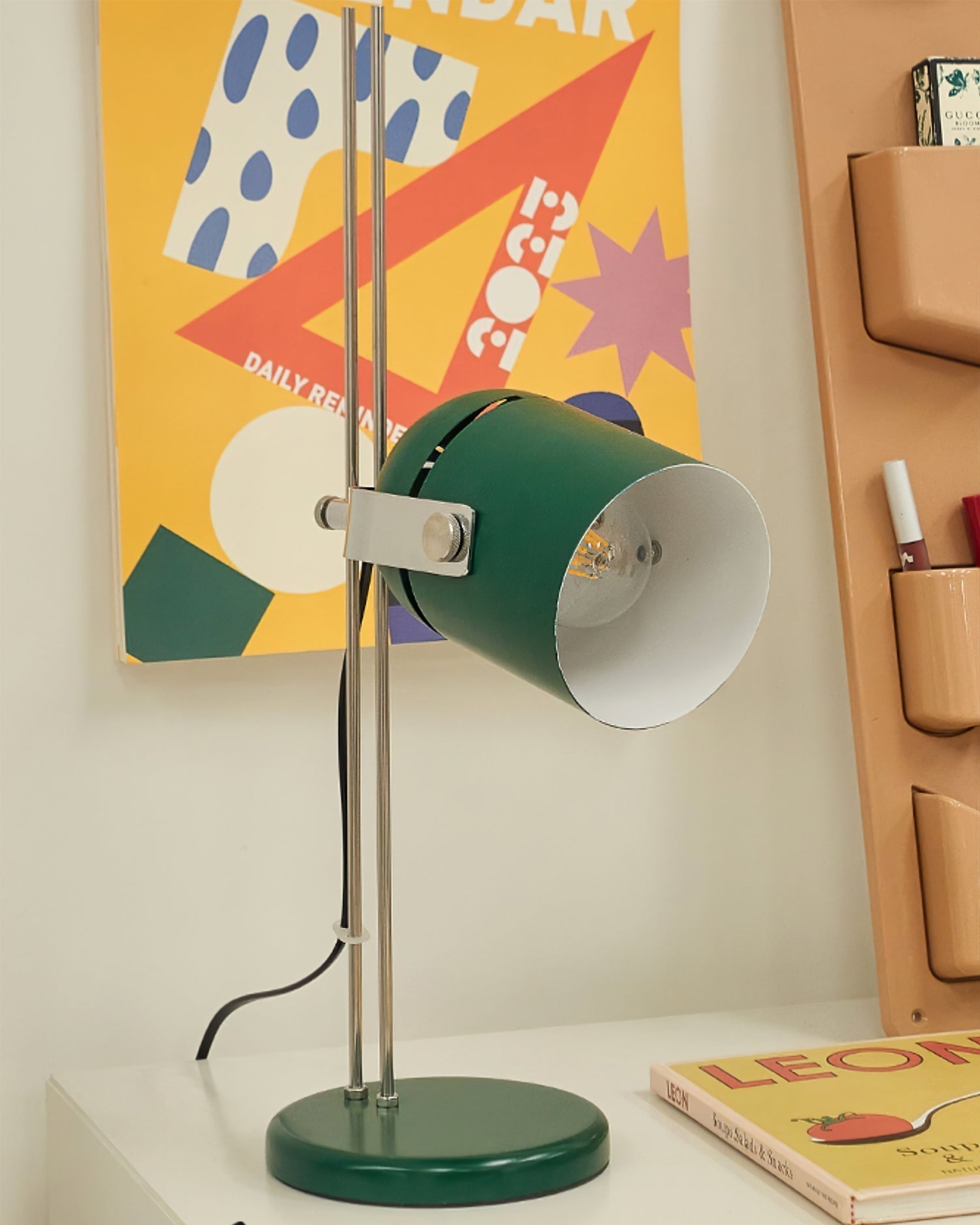 Lampe de Table Flexible - Design Épuré et Lumière Ambiante