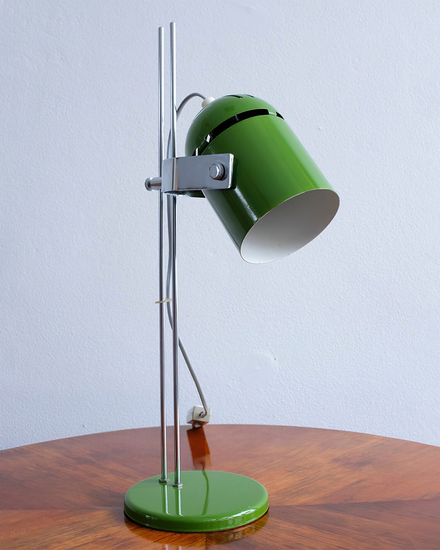 Lampe de Table Flexible - Design Épuré et Lumière Ambiante