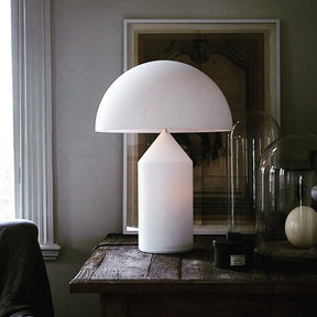 Lampe de Table Métallique - Éclairage Ambiant Chaud et Élégant