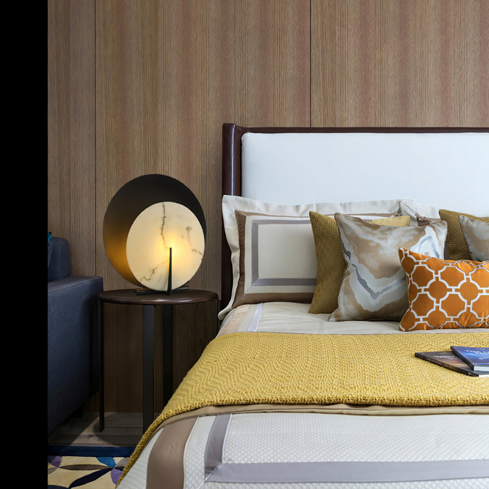 Lampe en Albâtre Élégante - Éclairage Subtil et Touche de Luxe