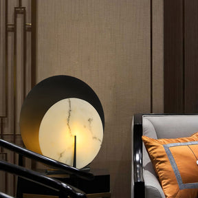 Lampe en Albâtre Élégante - Éclairage Subtil et Touche de Luxe