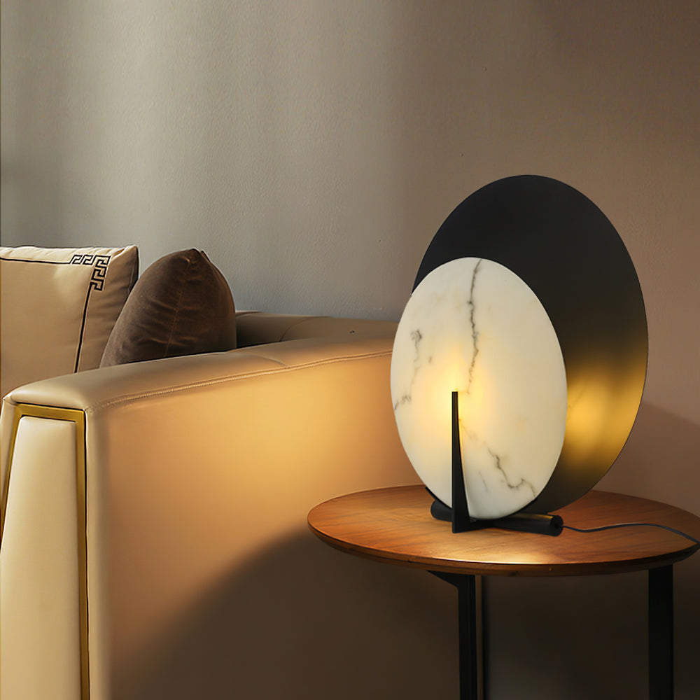 Lampe en Albâtre Élégante - Éclairage Subtil et Touche de Luxe