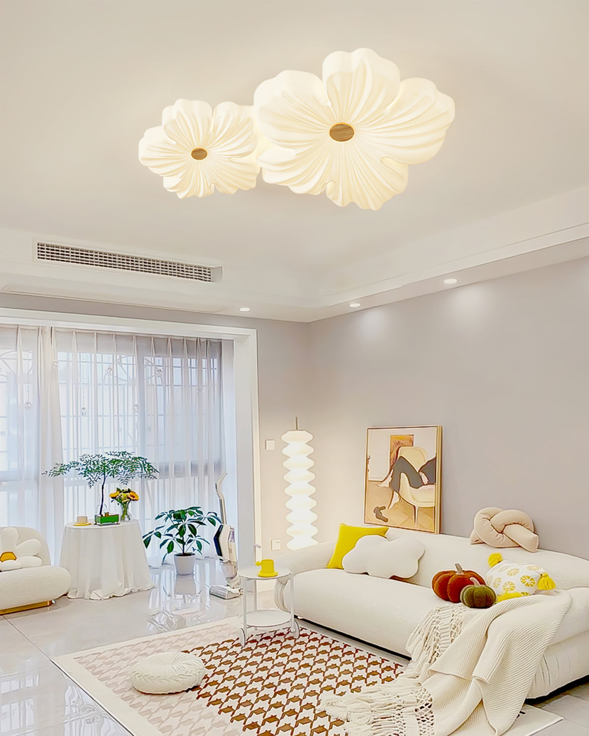 Lampe de Plafond en Fleurs Crème - Éclairage Artistique et Économique