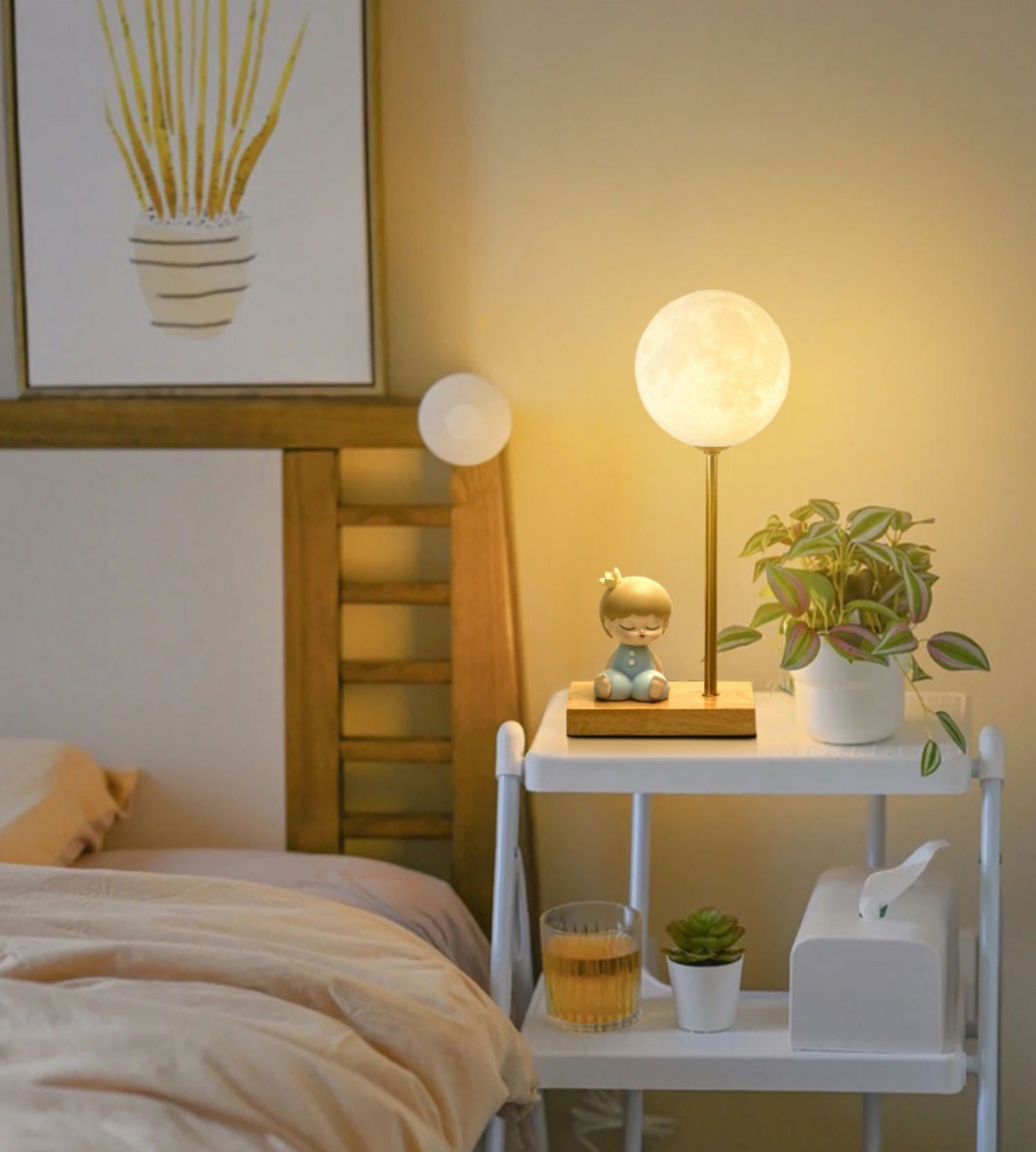 Lampe de Table en Forme de Lune - Design Unique avec Éclairage LED