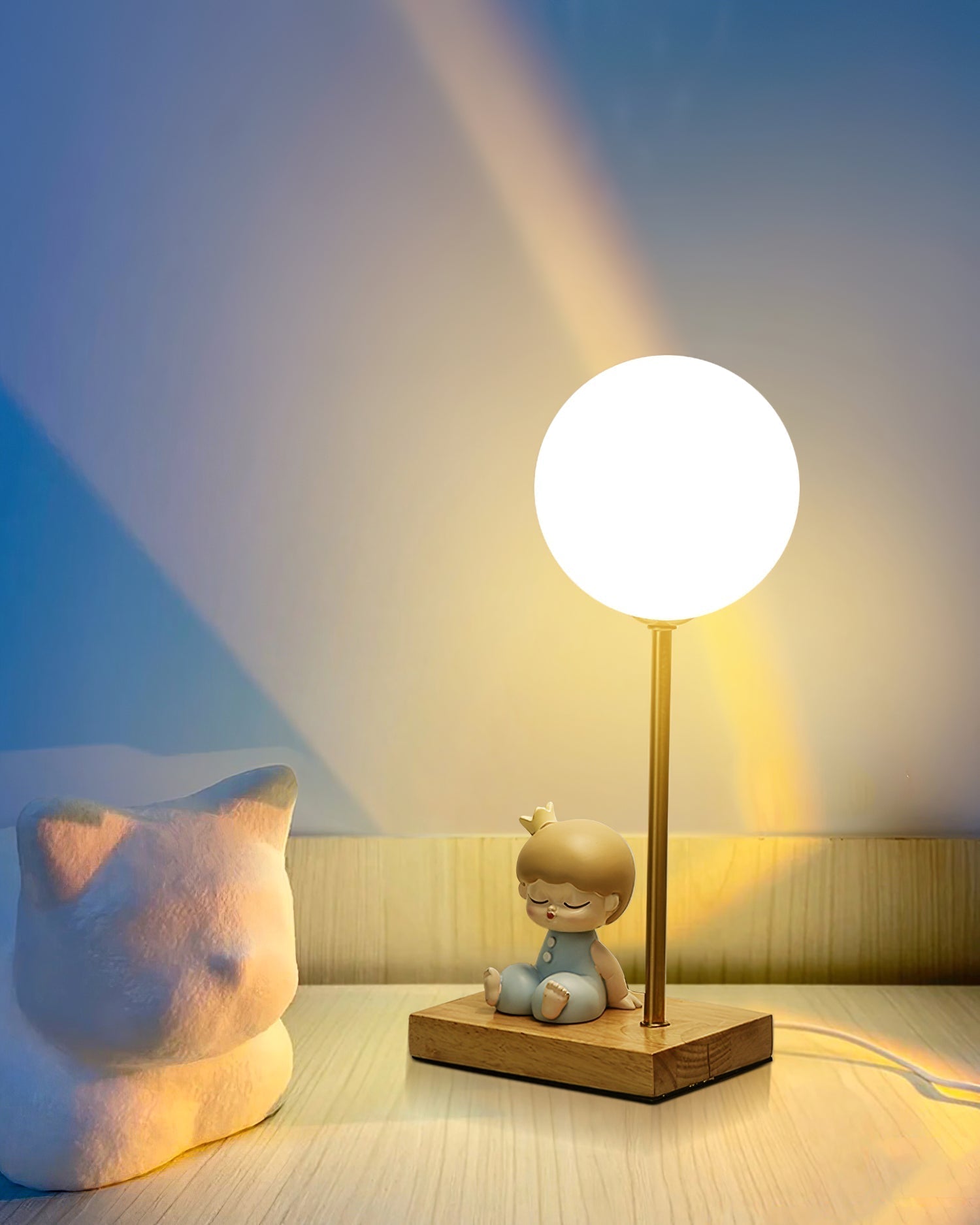 Lampe de Table en Forme de Lune - Design Unique avec Éclairage LED