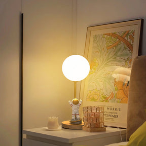 Lampe de Table en Forme de Lune - Design Unique avec Éclairage LED