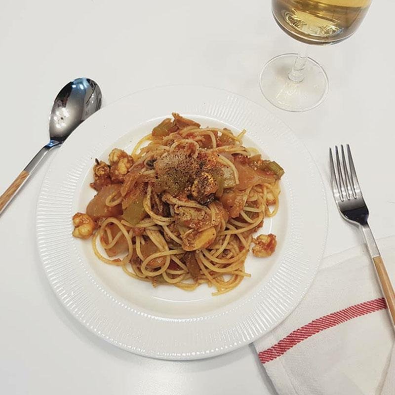 Couverts en Acier Inoxydable avec Poignées en Bois - Élégance et Confort pour Chaque Repas
