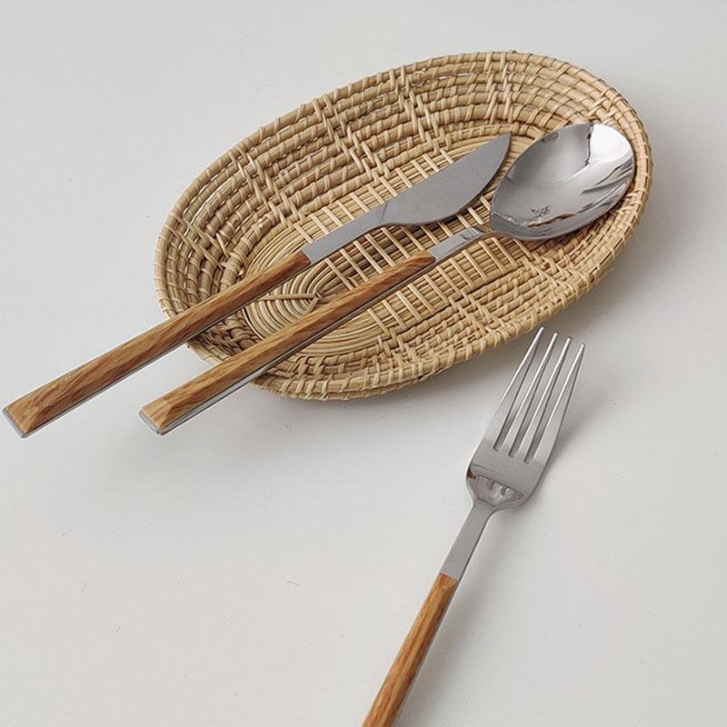 Couverts en Acier Inoxydable avec Poignées en Bois - Élégance et Confort pour Chaque Repas