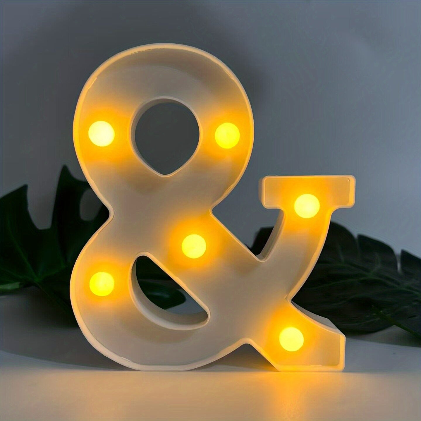 Lampe à Lettres LED Sans Fil - Personnalisation et Éclairage Ambiance