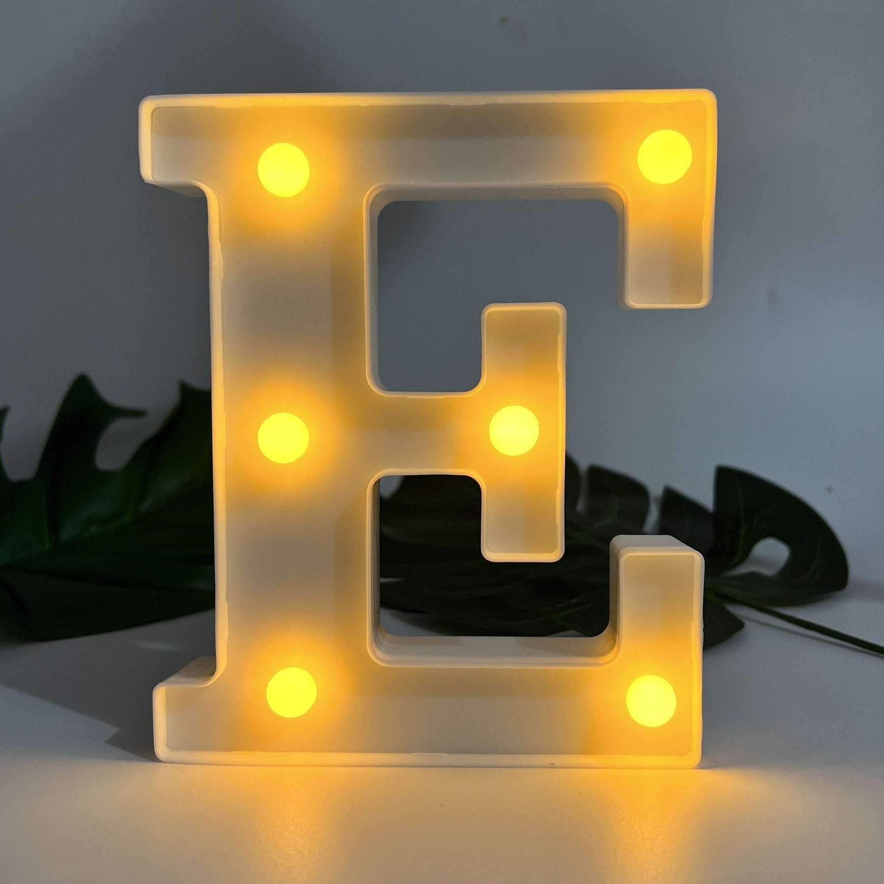 Lampe à Lettres LED Sans Fil - Personnalisation et Éclairage Ambiance