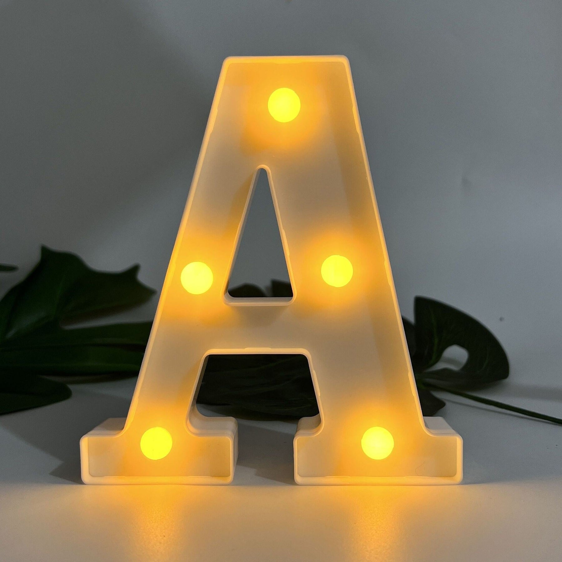 Lampe à Lettres LED Sans Fil - Personnalisation et Éclairage Ambiance