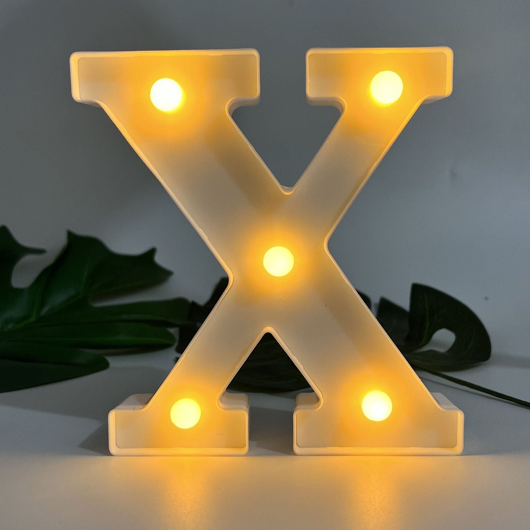 Lampe à Lettres LED Sans Fil - Personnalisation et Éclairage Ambiance