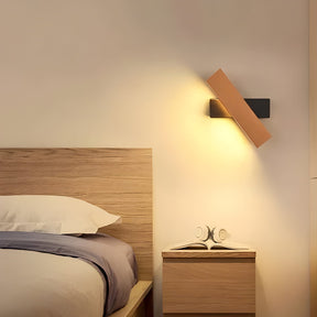 Lampe Murale LED en Bois - Design Scandinave et Éclairage Chaud