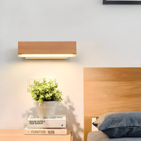 Lampe Murale LED en Bois - Design Scandinave et Éclairage Chaud