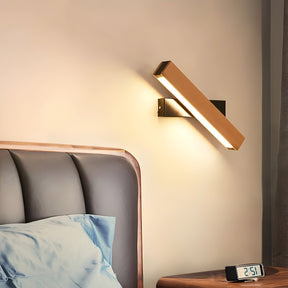 Lampe Murale LED en Bois - Design Scandinave et Éclairage Chaud