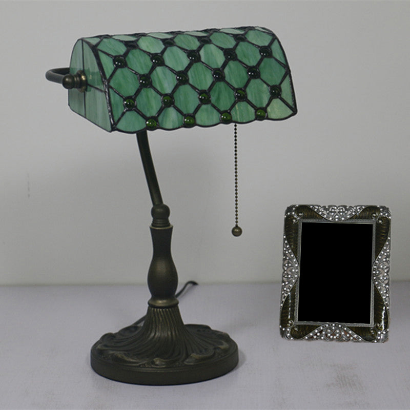 Lampe de Table Vintage en Demi-Cylindre - Élégance Classique et Ambiance Chaleureuse