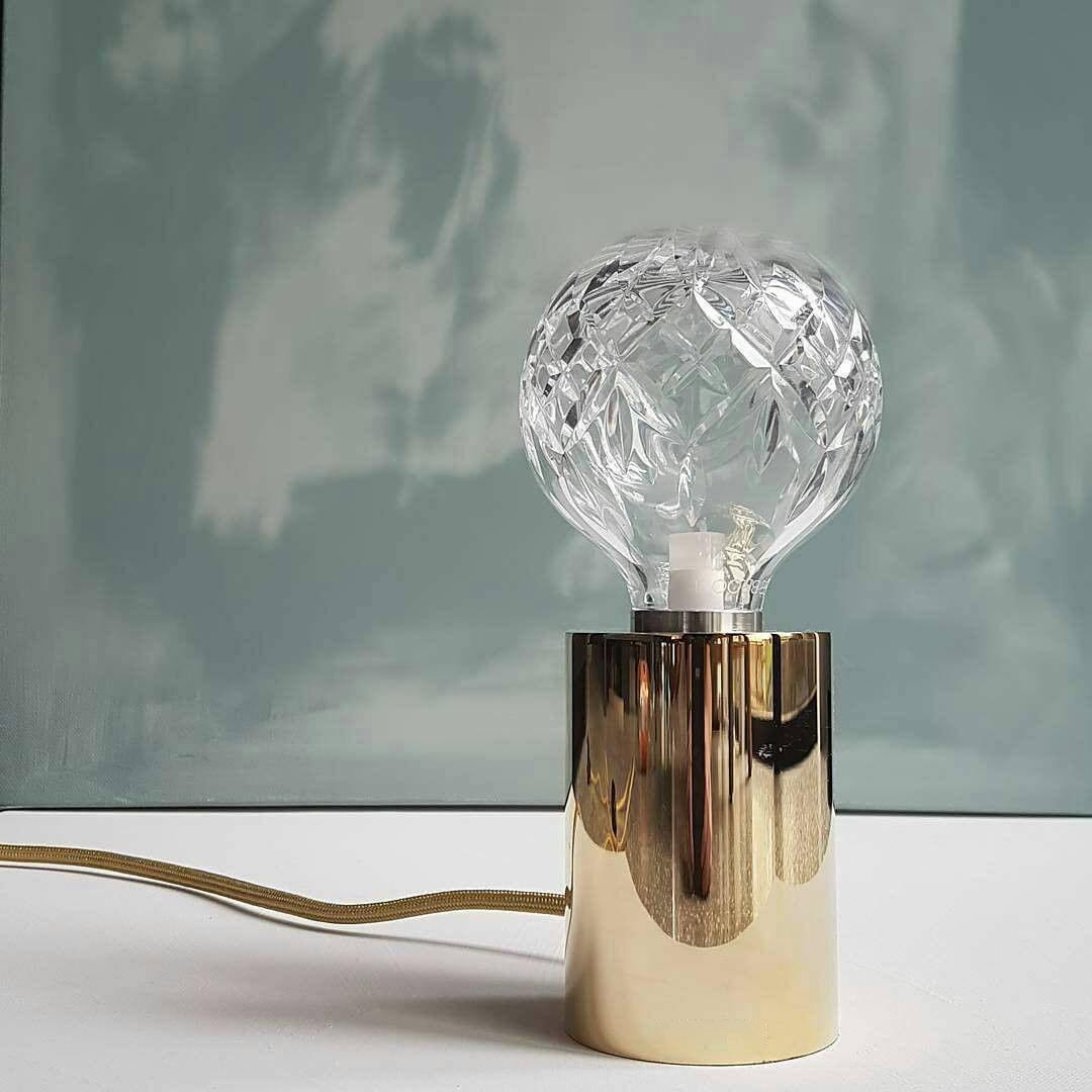 Lampe de Table en Cristal - Éclat Luxueux et Lueur Ambiante