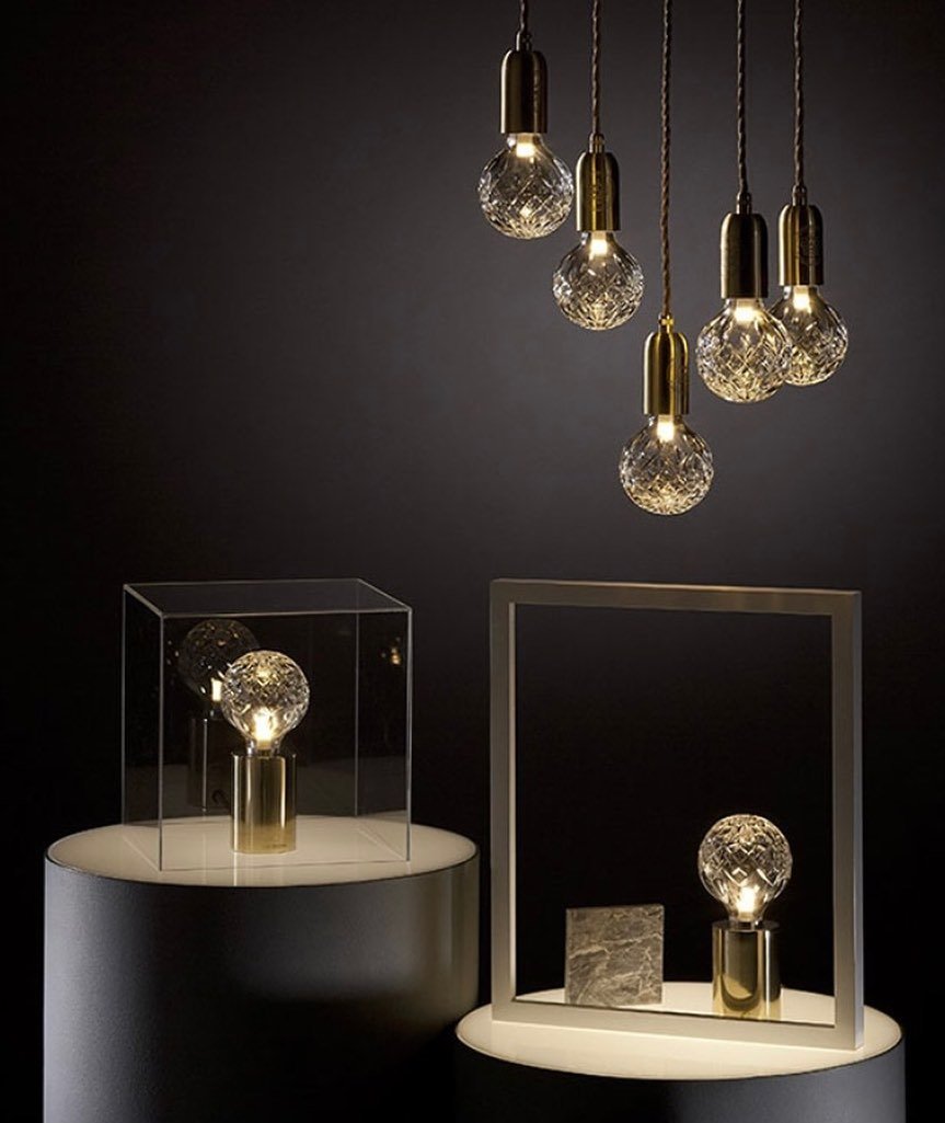 Lampe de Table en Cristal - Éclat Luxueux et Lueur Ambiante