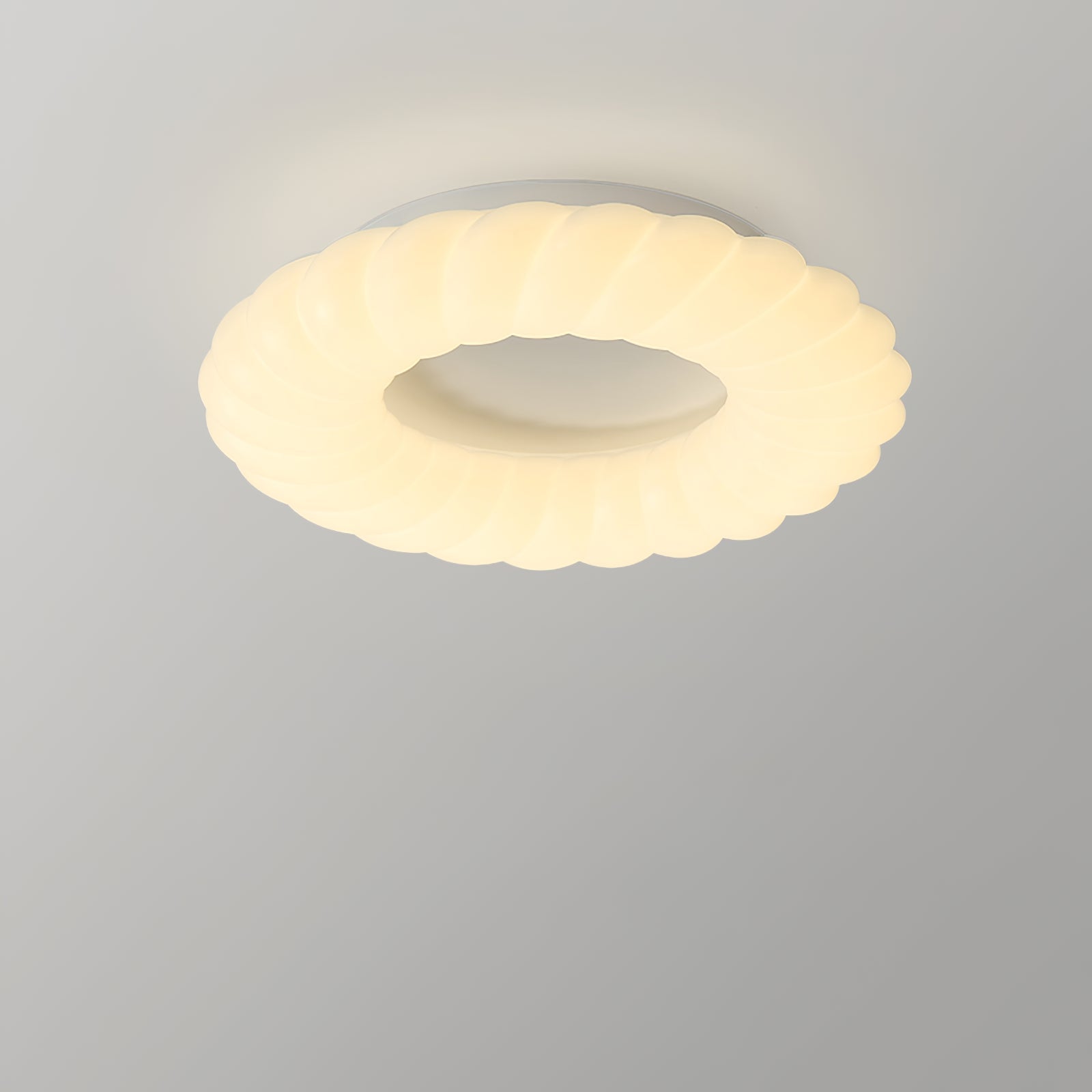 Lampe de Plafond Design Donut - Éclat Doux et Ambiance Magique